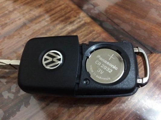 大众汽车钥匙(大众汽车钥匙换电池怎么打开)-图3 大众汽车钥匙(大众汽车钥匙换电池怎么打开)-图3