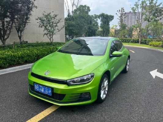 大众绿色跑车（绿色大众汽车）