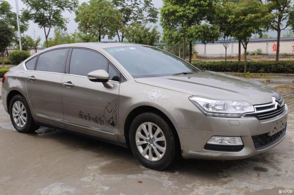 大众c5（大众C5是什么车型）