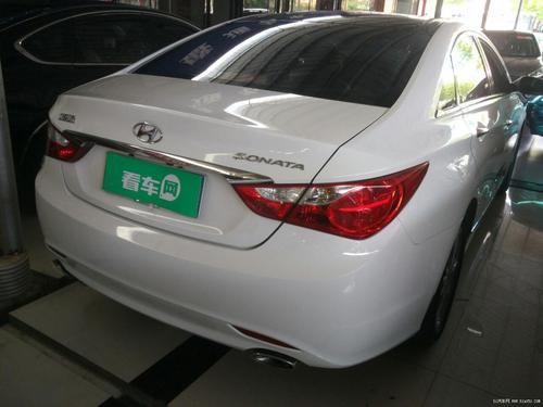 索纳塔20周年纪念版功能介绍?索纳塔自动停车-图3 索纳塔20周年纪念版功能介绍?索纳塔自动停车-图3