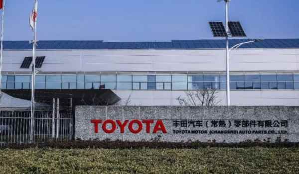 丰田汽车公司由哪几个分公司组成？丰田自动织机株式会社-图2