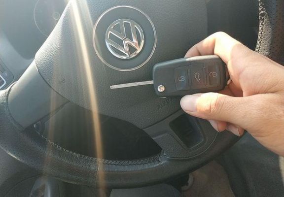 大众途安遥控器无法锁门？途安自动锁车