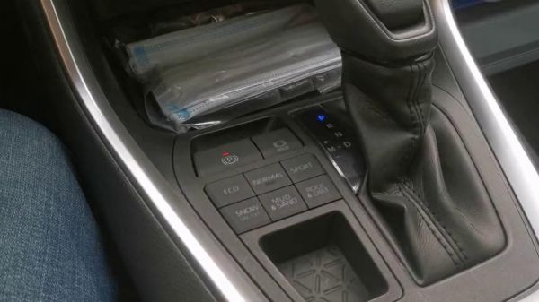 丰田荣放怎么激活一键落锁?丰田rav4 自动锁-图2 丰田荣放怎么激活一键落锁?丰田rav4 自动锁-图2