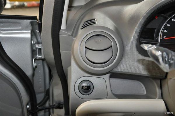 新赛欧自动落锁上下跳动？赛欧自动落锁