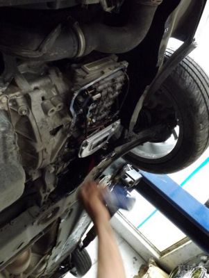 一汽大众迈腾1.8t(一汽大众迈腾18t变速箱油更换)-图2 一汽大众迈腾1.8t(一汽大众迈腾18t变速箱油更换)-图2