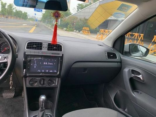 大众polo自动挡怎么驾驶?自动挡车polo-图2 大众polo自动挡怎么驾驶?自动挡车polo-图2