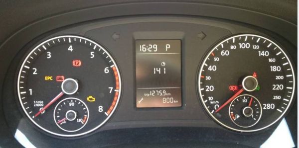 汽车仪表盘提示外部温度低（车显示外部温度低是怎么回事）-图3