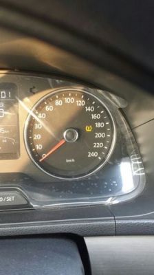 朗逸仪表盘显示小车（大众朗逸出现小车标志是什么）
