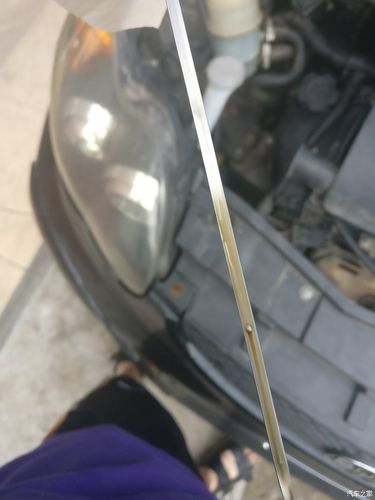 比亚迪秦100仪表盘机油(比亚迪秦机油尺怎么看图解)-图2 比亚迪秦100仪表盘机油(比亚迪秦机油尺怎么看图解)-图2