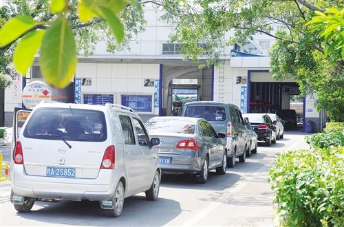 年检排队(车辆年检要排队吗)-图2 年检排队(车辆年检要排队吗)-图2