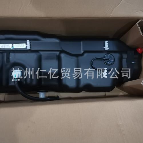 柴油车气暖油箱（柴油车气暖油箱图片）