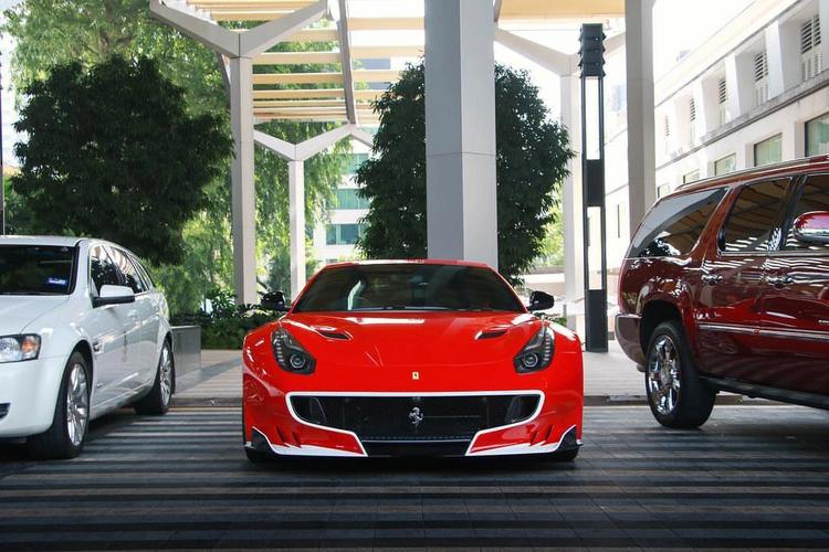 法拉利f12和812哪个好-图3 法拉利f12和812哪个好-图3