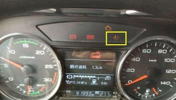 柴油车尿素报警（柴油车尿素报警指示灯亮后还能开吗）