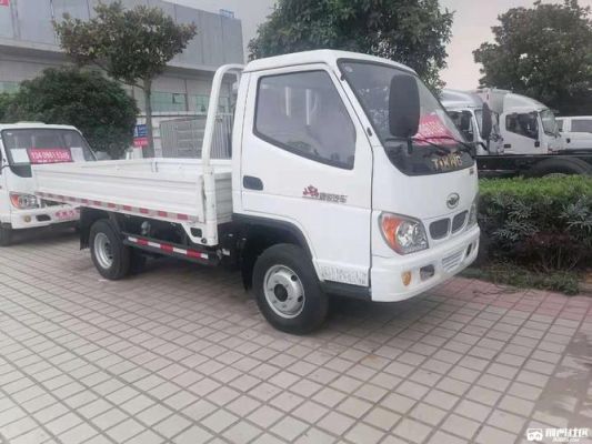 柴油排半小卡汽车(柴油排半小卡汽车能跑多远)-图1 柴油排半小卡汽车(柴油排半小卡汽车能跑多远)-图1