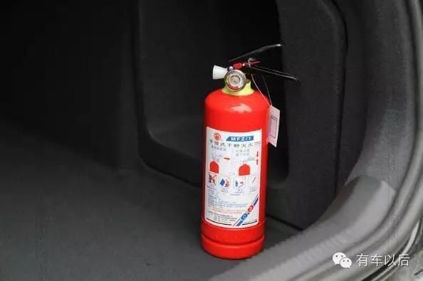 轿车年检需要灭火器吗(轿车年检需要灭火器吗多少钱)-图2 轿车年检需要灭火器吗(轿车年检需要灭火器吗多少钱)-图2