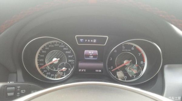 奔驰仪表盘320的车(奔驰什么车仪表盘320)-图3 奔驰仪表盘320的车(奔驰什么车仪表盘320)-图3