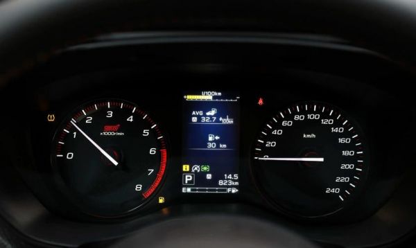 森林人仪表盘按键(森林人仪表盘故障灯图片)-图2 森林人仪表盘按键(森林人仪表盘故障灯图片)-图2