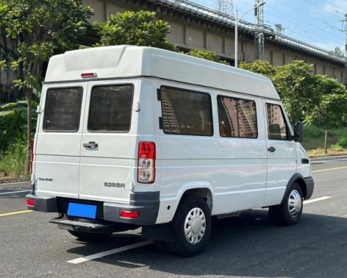 依维科柴油面包车(依维柯货用柴油版价格)-图2 依维科柴油面包车(依维柯货用柴油版价格)-图2